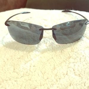 Maui Jim Lighthouse Sunglasses read description